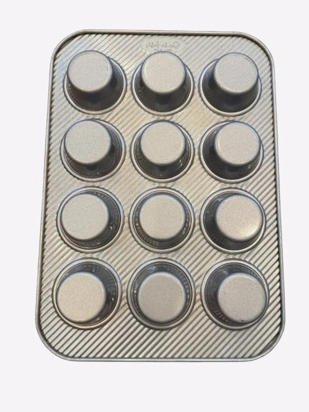 NEW Sur La Table Muffin Pan 9 count USA Pan Cupcake Kitchen Silver Grey
